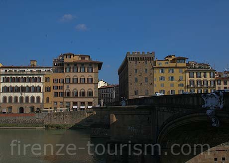 Bruecke in florenz foto