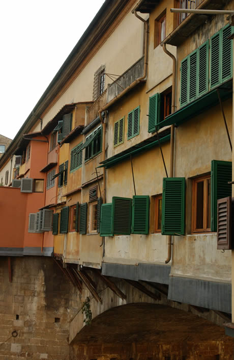 Ponte vecchio bridge over the arno river in Florence photo