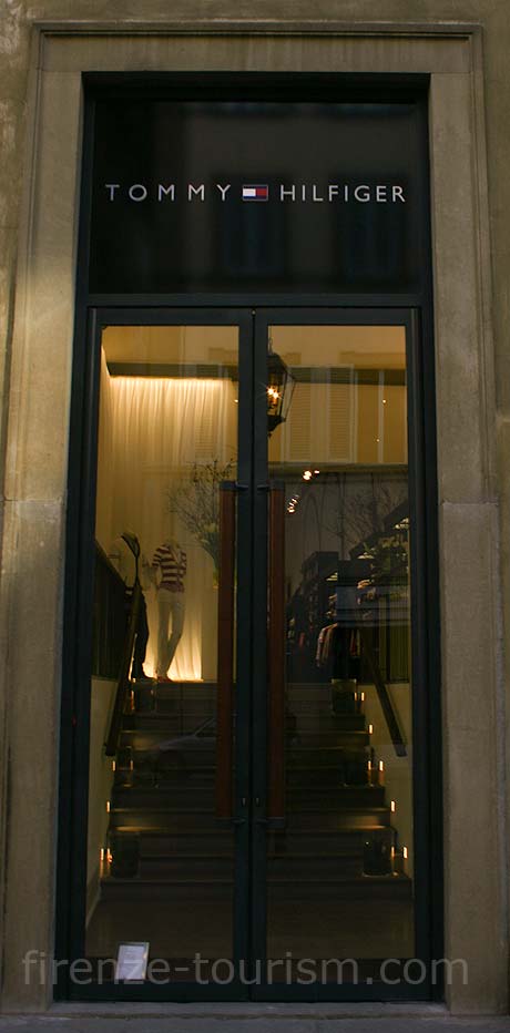 La maison de couture Tommy Hilfiger Florence photo