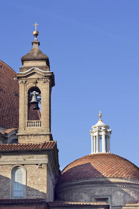 Campanile Basilica di San Lorenzo a Firenze foto
